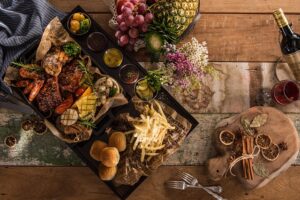 local-food-640x480-38074773.jpeg